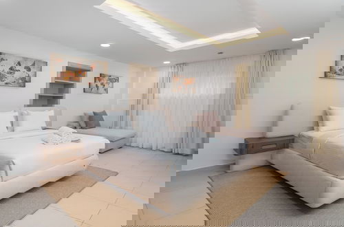 Foto 2 - Voula Luxury Modern Living with Garden
