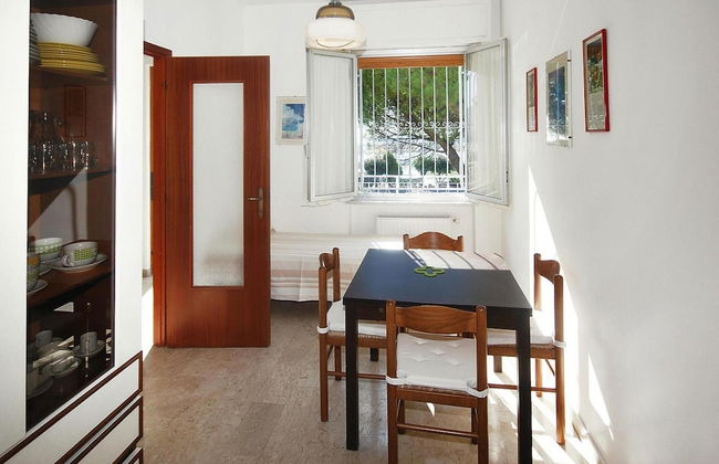 Apartment in Ceriale With Parking Space - Foto 27