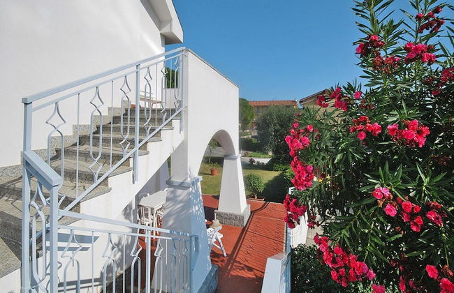 Apartment in Ceriale With Parking Space - Foto 37