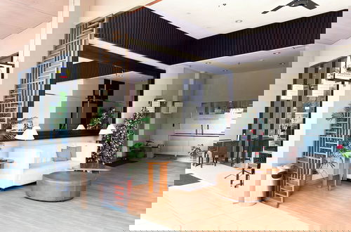 Foto 27 - Modern Look and Restful Studio at Azalea Suites Apartment