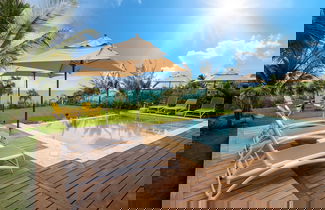 Foto 1 - Wild Orchid Hideaway: Lux Beachfront Sanctuary