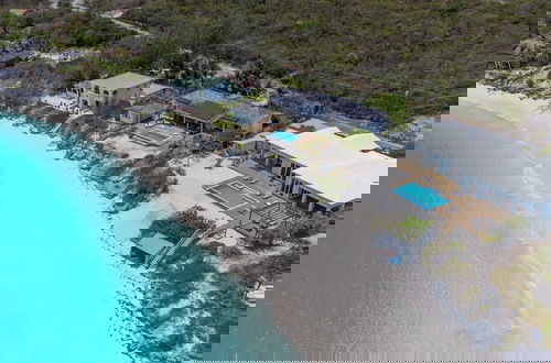 Foto 30 - 5 BR Luxury Villa On The Sand W Pool