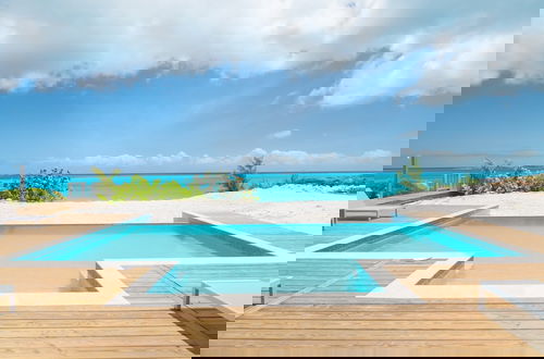 Foto 1 - 5 BR Luxury Villa On The Sand W Pool
