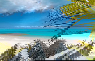 Foto 2 - 5 BR Luxury Villa On The Sand W Pool