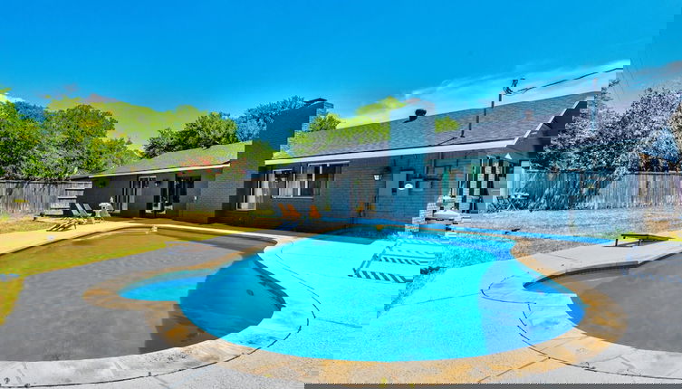 Photo 1 - Sinatra Fun 5BD Home Huge Pool Game Room