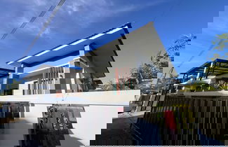 Foto 1 - Poome House