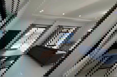 Foto 30 - Poome House