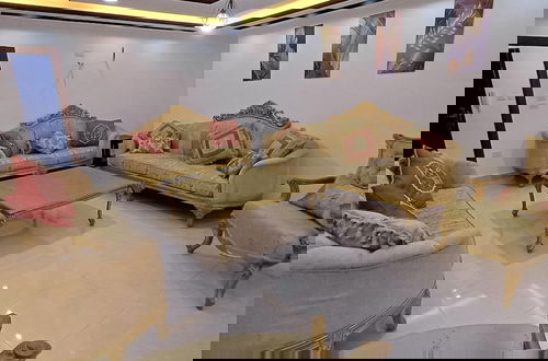 Photo 22 - Laperla Apartment