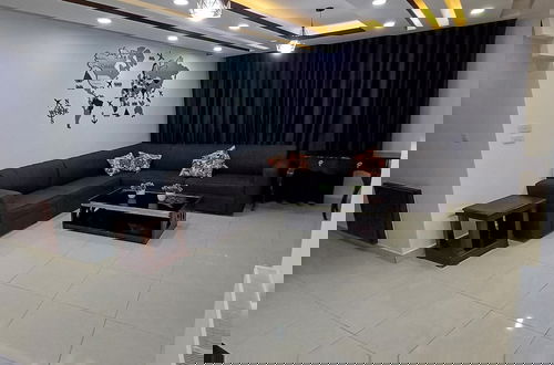 Photo 17 - Laperla Apartment