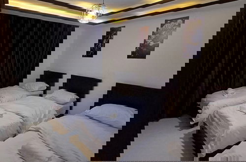 Photo 3 - Laperla Apartment