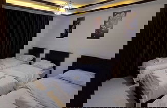 Photo 3 - Laperla Apartment
