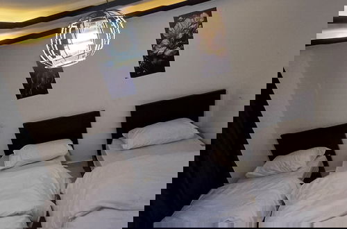 Photo 2 - Laperla Apartment