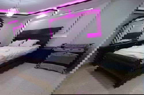 Photo 10 - Laperla Apartment
