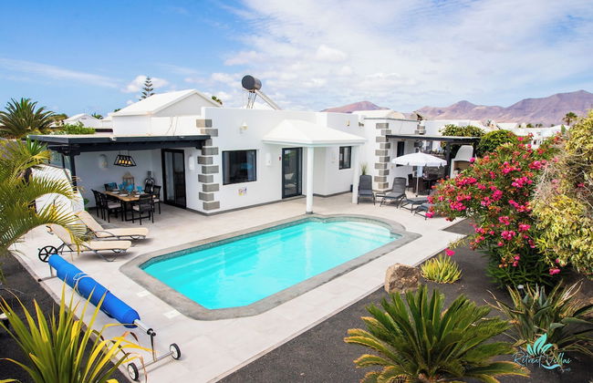 Gorgeous Newly Renovated 4-bedroom Villa! - Foto 1