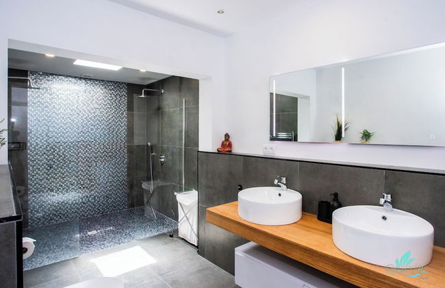 Gorgeous Newly Renovated 4-bedroom Villa! - Foto 16