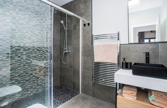 Gorgeous Newly Renovated 4-bedroom Villa! - Foto 13