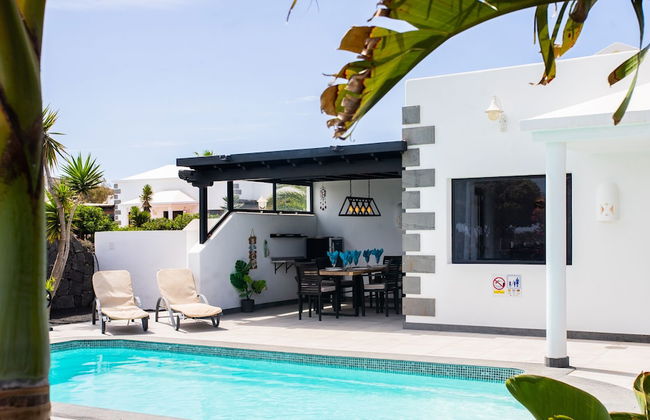 Gorgeous Newly Renovated 4-bedroom Villa! - Foto 17