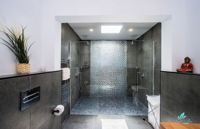 Gorgeous Newly Renovated 4-bedroom Villa! - Foto 14