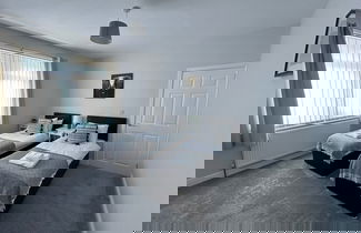 Photo 1 - Storey Apartment - Downstairs 2bed Flat