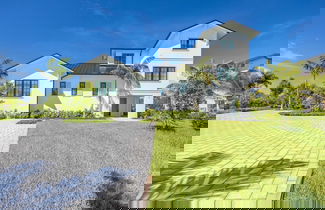 Foto 2 - Brand New Catchlight House With Private Pool