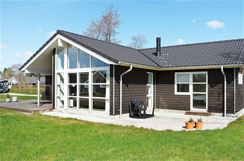 Foto 1 - 10 Person Holiday Home in Hadsund