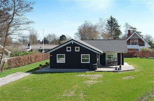 Photo 14 - 10 Person Holiday Home in Hadsund