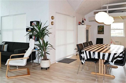 Photo 11 - 10 Person Holiday Home in Hadsund