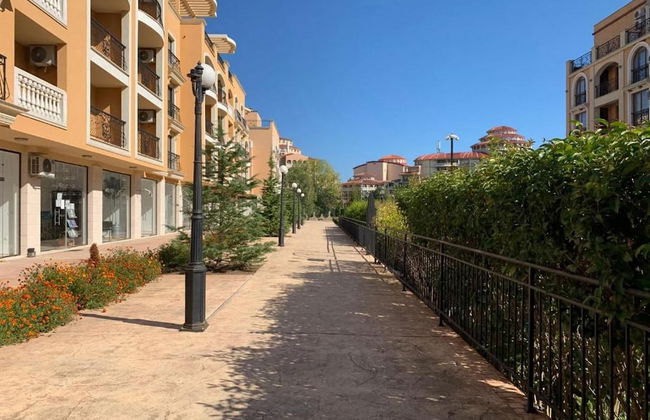 Menada Villa Astoria - Foto 16