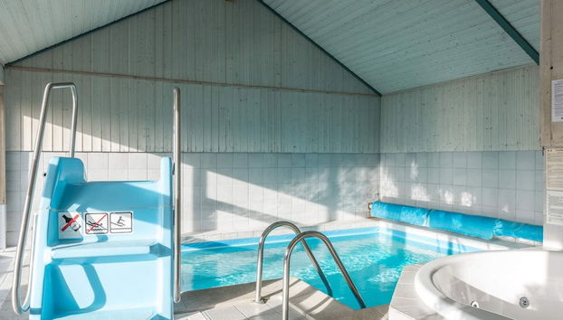 16 Person Holiday Home in Fano - Foto 2