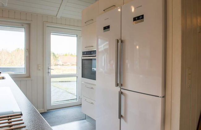 16 Person Holiday Home in Fano - Foto 24