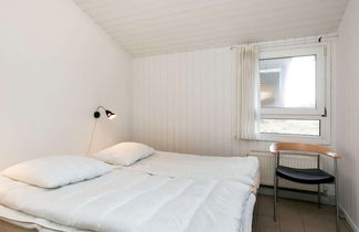 Foto 3 - 12 Person Holiday Home in Hjorring