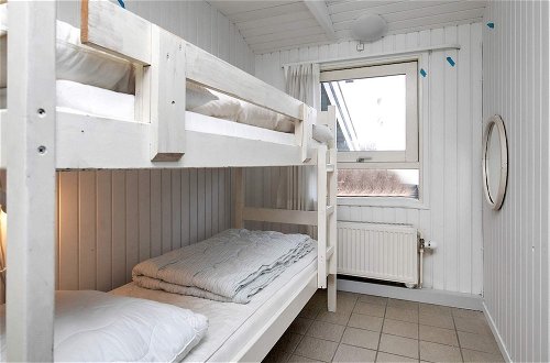 Photo 9 - 12 Person Holiday Home in Hjorring