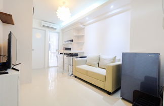 Foto 1 - New & Clean Bassura City Apartment