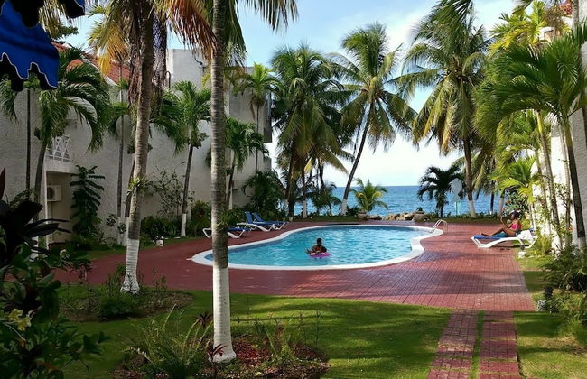 Ocho Rios Beach Resort at ChrisAnn - Photo 28