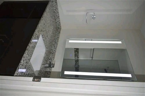 Foto 19 - Impeccable 2-br Apartment-ornella Villa