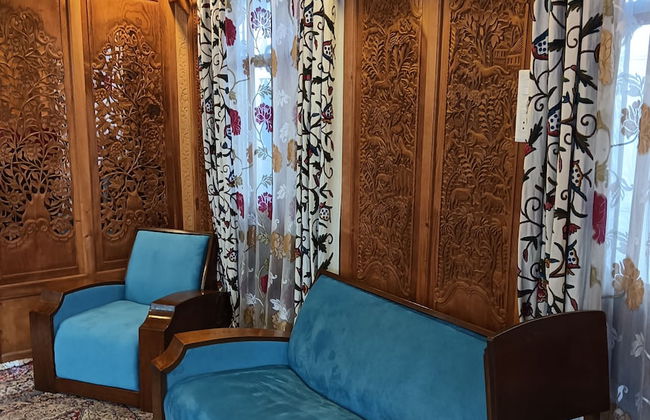 Golden Crest Houseboats - Photo 29