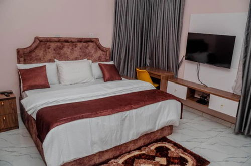 Photo 5 - Captivating 1-bed Studio in Sapele