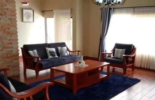 3 Bedrooms Exclusive House in Mass Media - Foto 1