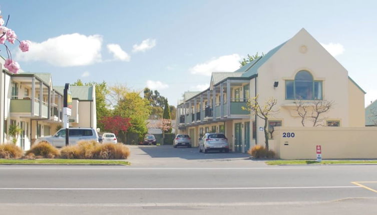 Photo 1 - ASURE Christchurch Classic Motel & Apartments