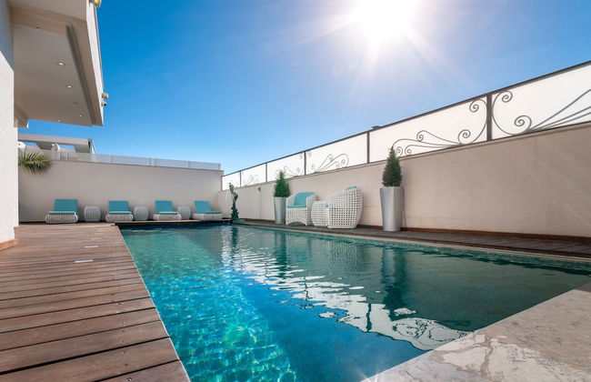 Luxurious Villa with great location - Foto 38