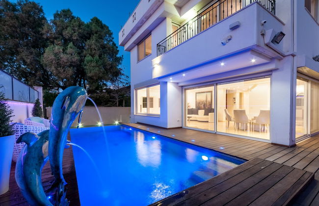 Luxurious Villa with great location - Foto 56