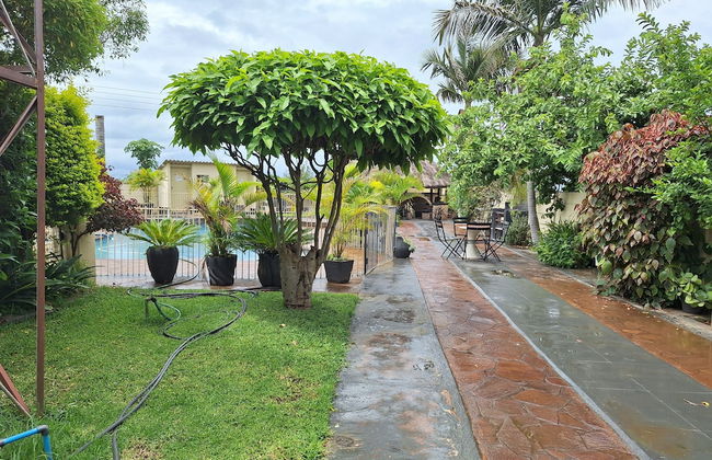 Charming 6-bed House With Swimming Pool in Harare - Foto 18