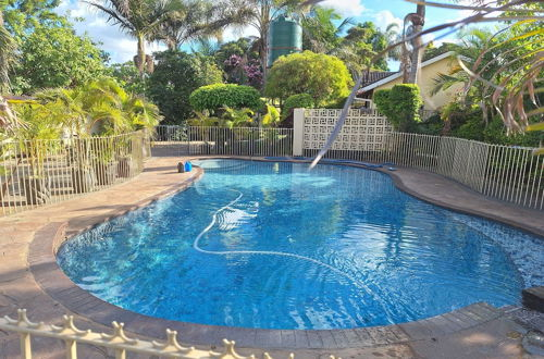 Photo 20 - Charming 6-bed House With Swimming Pool in Harare