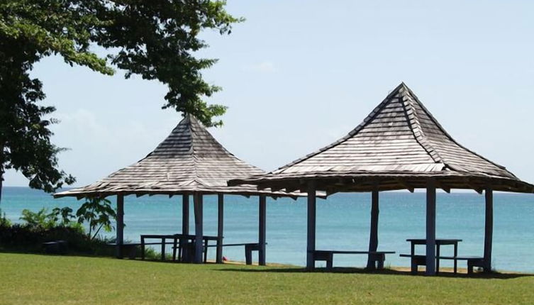 Foto 1 - Canoe Bay Beach Resort