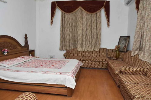 Photo 2 - Remarkable 6-bedroom Farmhouse in South Delhi