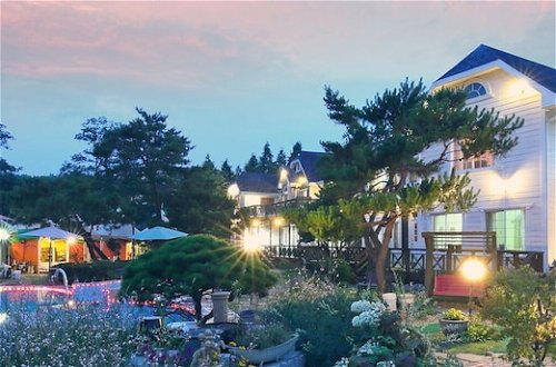 Foto 1 - Gyeongju Europe Village Pension