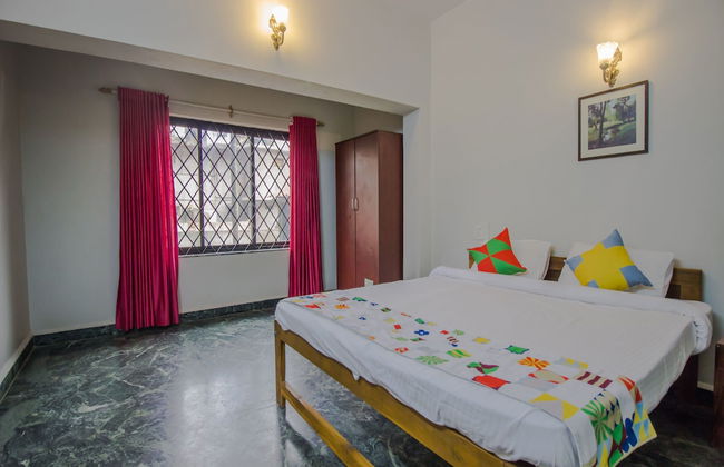 OYO 14181 Home Garden View Studio Morjim Beach - Foto 9