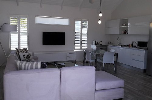 Photo 6 - Camps Bay Apartment