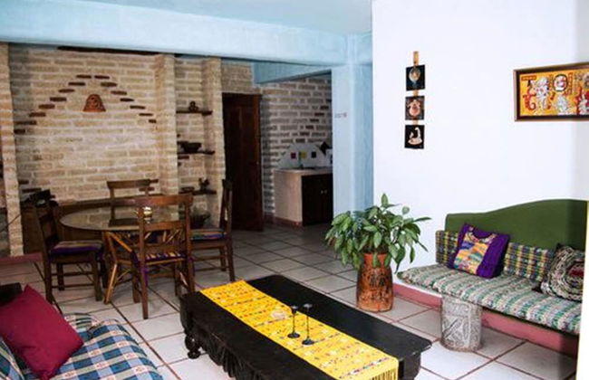 Eco Suites Uxlabil Guatemala City - Foto 26