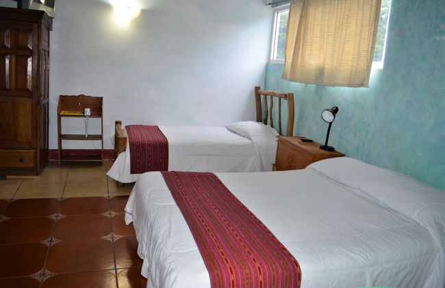 Eco Suites Uxlabil Guatemala City - Foto 9